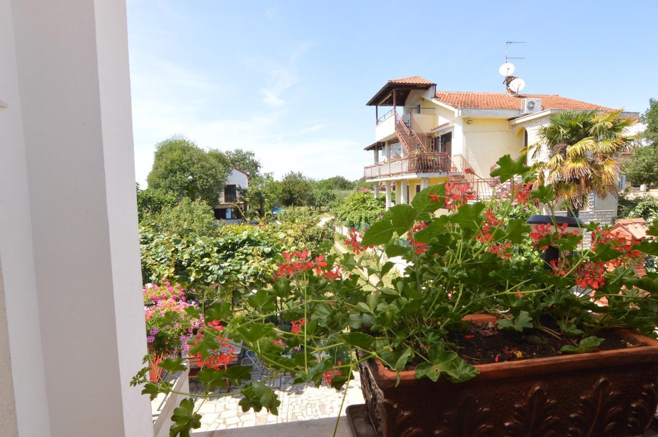 Apartments Mariza Пореч Экстерьер фото